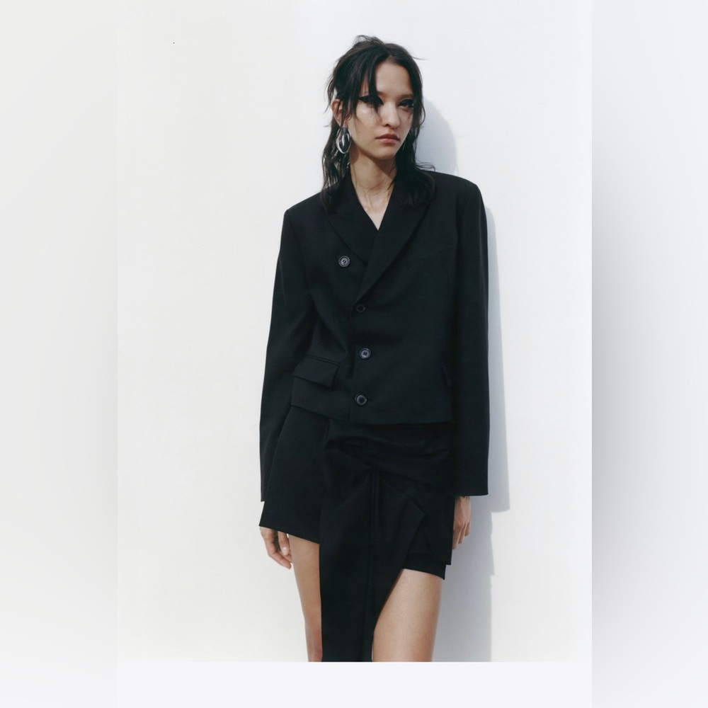 ZARA CROPPED WOOL BLEND BLAZER. Size Xsmall